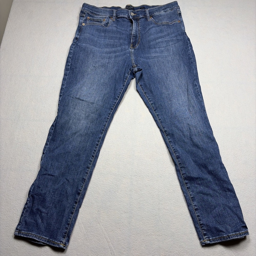 Lucky Brand Jeans Mens 36x30 Blue Denim 410 Athletic Straight Distressed